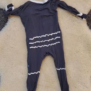 Kickee Pants Footed Sleeper 9-12 Months